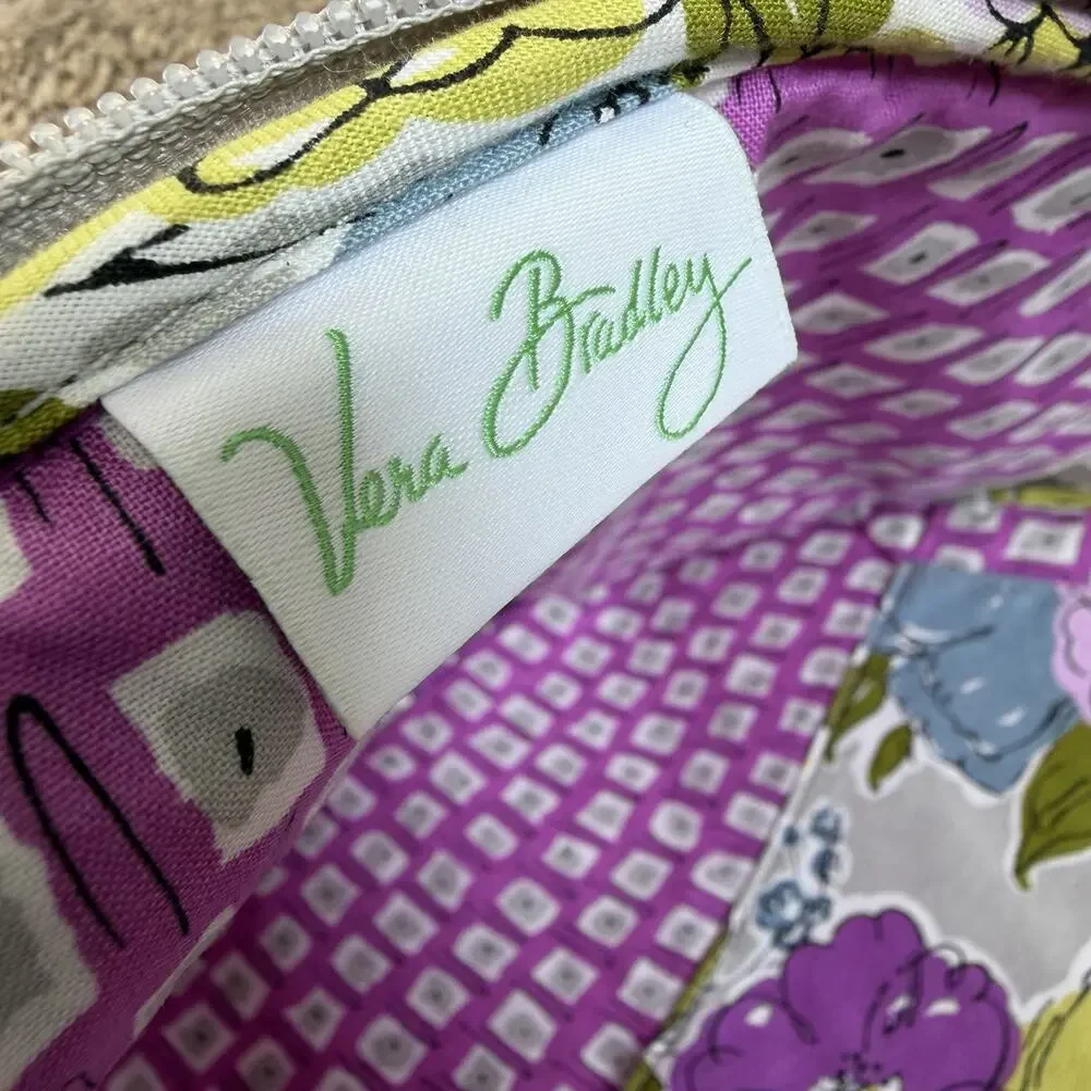 Vera Bradley 17